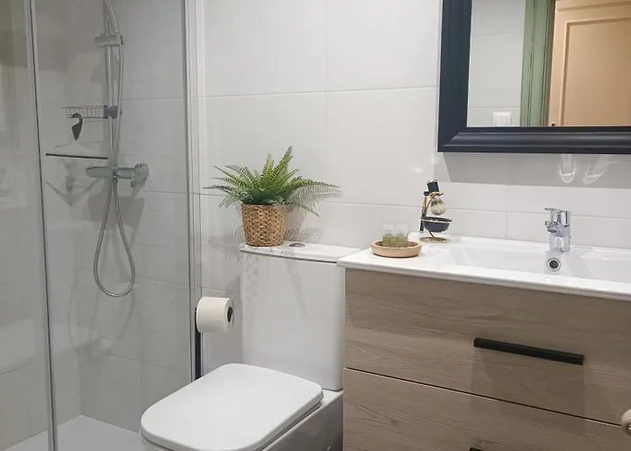 Apartamento En La Ciudad, Con Patio -parking Gratis Gijón